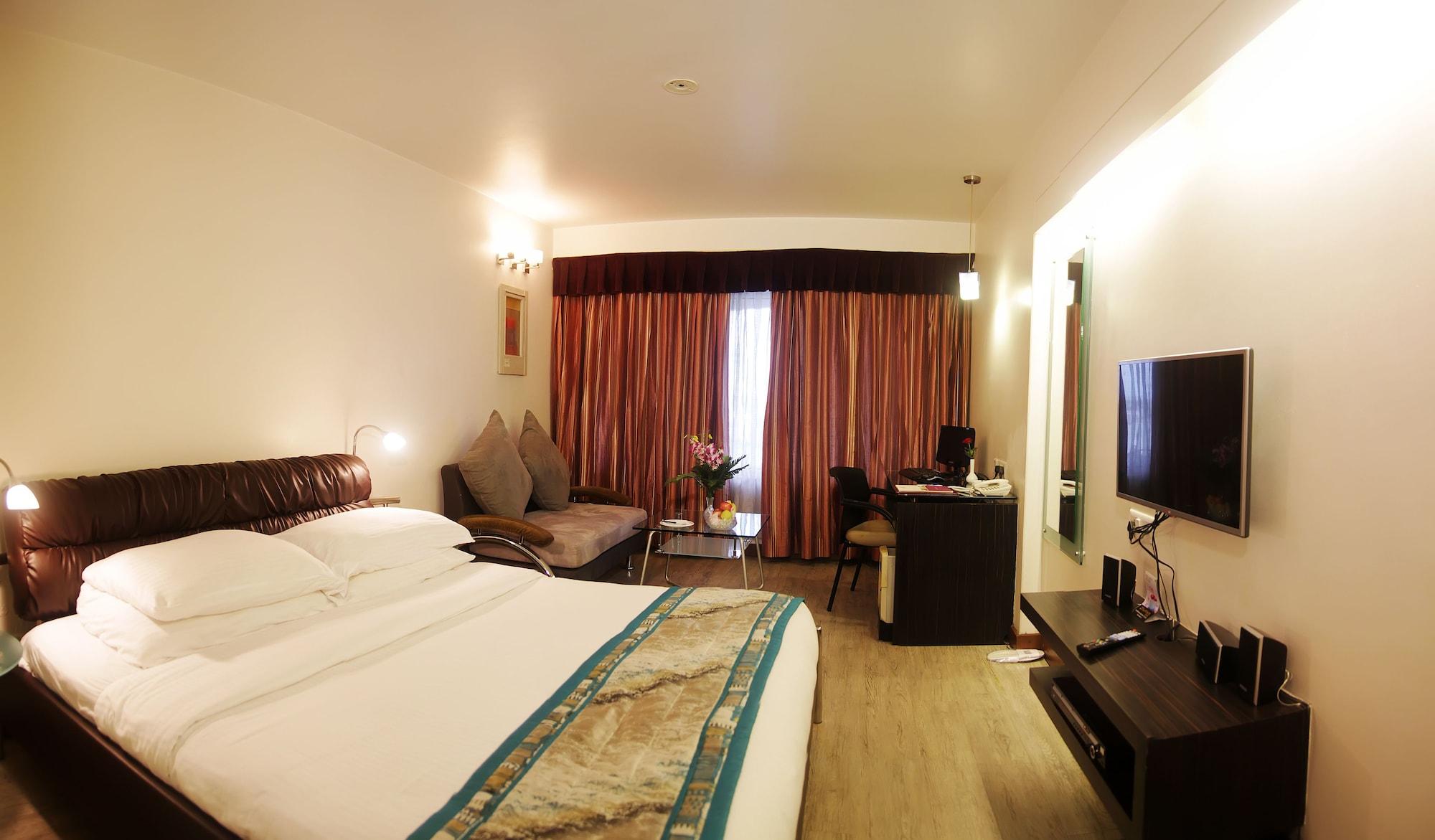 Sayaji Hotel 5*